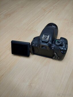 Canon EOS 700D + 15-55mm (pouze 793 snímků) - 7
