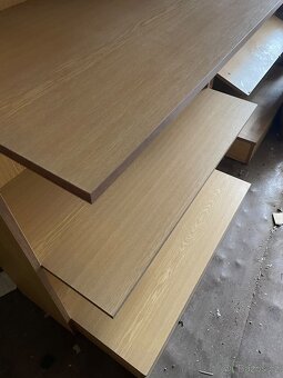 jako nové Dřevěné regály vybavení prodejny - 7