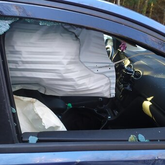 Ford Focus 1.8 TDCI hatchback - 7