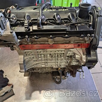 Volvo hlava motoru D5 136 kw - 7