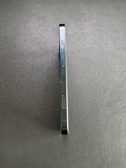 iPhone 13 128 GB tmavě modrý – 85 % baterie, bohaté přísluš. - 7