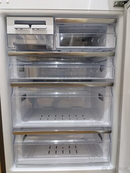 Lednice s mrazničkou Samsung RL58GREIH - 7