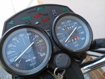 Moto Guzzi V35 II - 7