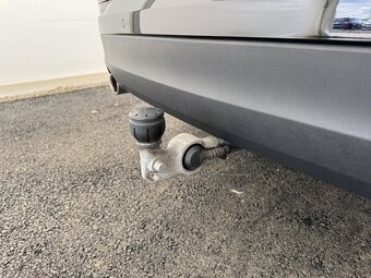 Volvo XC60, D5 AWD AT 173kw - 7