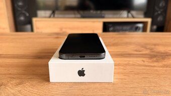 Apple iPhone 15 Pro 256GB Black titan - 7