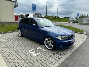 BMW 130i, 195 kW (265 koní), 6 válec, M-paket - 7