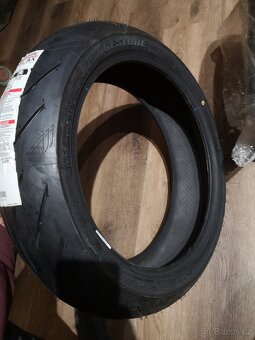 Supermoto ráfek a pneu, zadní, vše nové. - 7