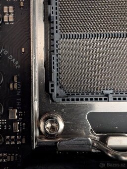 NEFUNKČNÍ ASUS ROG Strix X670E-E Gaming WIFI AM5 - 7