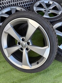 Audi A4 S4 B9 - AUDI ROTOR 245/35 R19 LETNÍ ORIGINÁLNÍ SADA - 7