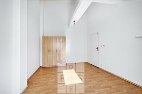 Prodej byty 2+1, 47 m2 - Praha - Smíchov, ev.č. 00138 - 7