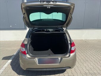Citroën C4 1,6 VVti CITROËN C4 (2011) - 7
