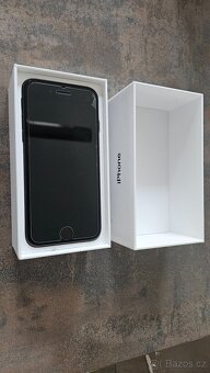 IPhone 7 128 GB - 7
