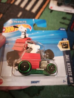 40 kč Hot wheels - 7