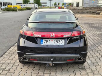 Honda Civic 1.8 iVTEC - 7