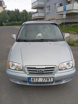 7 míst LPG Hyundai Trajet 2.0 i - 7