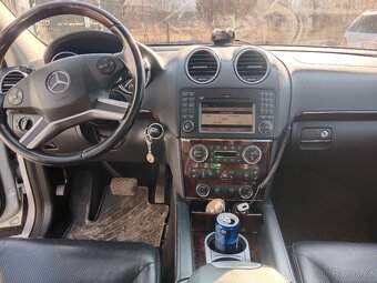 Mercedes 500 GL - 7