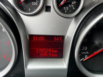 Ford Focus, 1.6i, 74kw, ČR, 1maj - 7