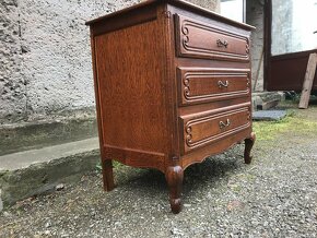 Komoda Chesterfield - 7