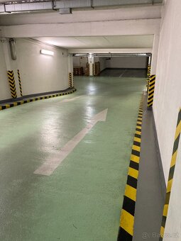 Pronajem garazoveho stani Praha 8 - 7