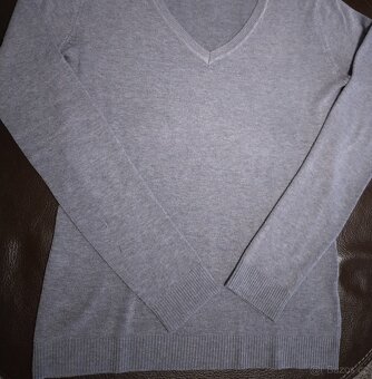 Dámské šedivé svetry vel. M - 7