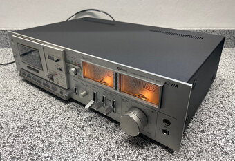 špickovy kazetový deck Aiwa AD-M700E - 7