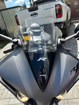 Yamaha YZF-R1 (2013), Akrapovič, 29 600 km – krásný stav - 7