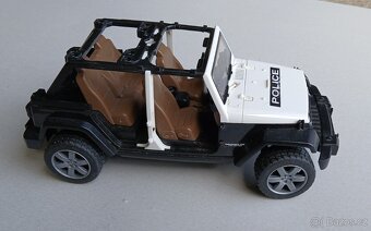 Bruder jeep + 2xbuldozer a náklaďák - 7