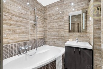 OV 4+1 Okrouhlá, balkon, sklep, klimatizace, po rekonstru... - 7