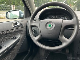 Škoda Fabia najeto 20.000 km, nová z ČR seris. kniha - 7