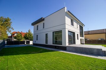 Prodej Moderní Vily 256m2 5+KK v Brandýse Nad Labem - 7