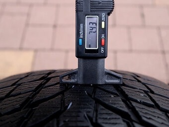 4x 225/40R19 NOKIAN – ZIMNÍ – JETÉ JEDNU SEZONU - 7