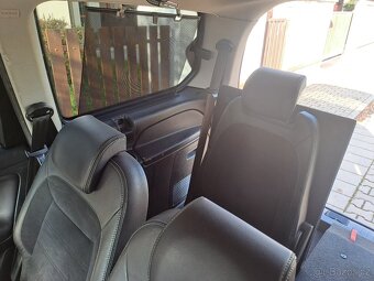 Ford Galaxy 2.0TDCi 120kW Titanium 7 míst - 7