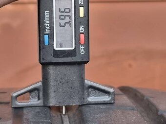 Letní Pirelli 295/35/21 - 7