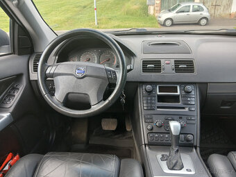 Volvo XC90 2.5T AWD benzín - 7