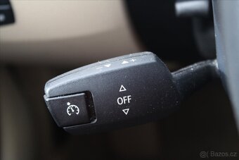 BMW X1 xDrive 20d 130KW XENONY ČR (2010) - 7