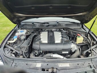 VW TOUAREG 7P 3.0TDi 176kW 2011 ČR - 7