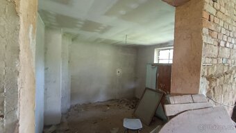 Rodinný dům v rekonstrukci v Obytcích - 7