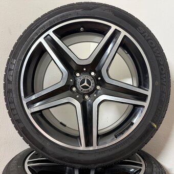 MERCEDES GLA AMG 5x112 R19 ET43,5+ZIMNÍ 235/45R19 8mm - 7