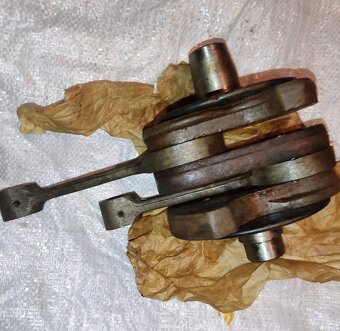 Originální nové díly z vojenského depozitu klika vačka válce - 7