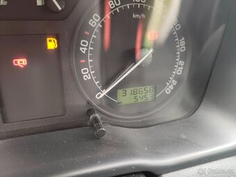 Octavia 1.9 TDI 66kw rok 2003 - 7