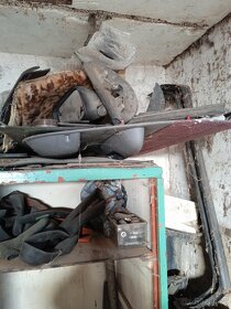 Náhradní díly - 7