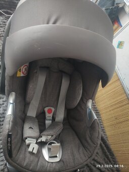 Autosedačka Cybex Aton se základnou - 7