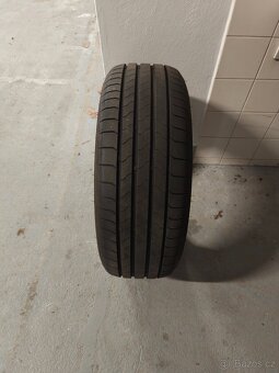 Bridgestone 225/50r19 - 7