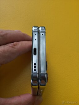 Galaxy Z Flip 5 256GB - 7