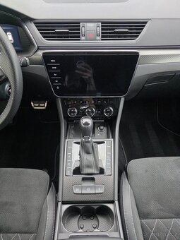 Škoda Superb Combi Sportline 2.0 TDi 147kW - 7