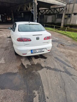 36990Seat Cordoba 1.9tdi 74kw, R.v 2005, najeto pouze 220tis - 7