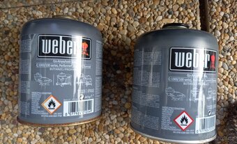 Gril Weber Q1200 vč. podstavce, bomb a grilovacího náčiní - 7