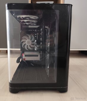Designový herní počítač - 7