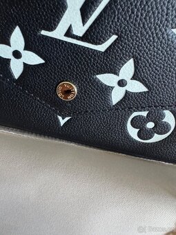 Louis Vuitton Felicie Pochette cerna Skladem - 7