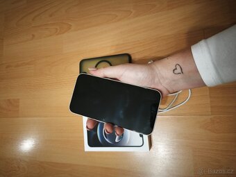 PRODÁM | APPLE IPHONE 16e 128 GB – STAV NOVÉHO + ZÁRUKA - 7